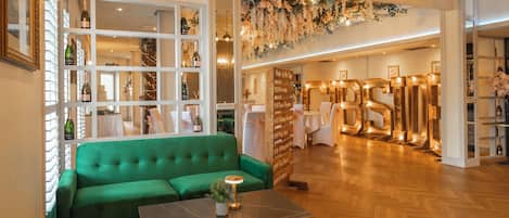 Frühstück, Mittagessen und Abendessen