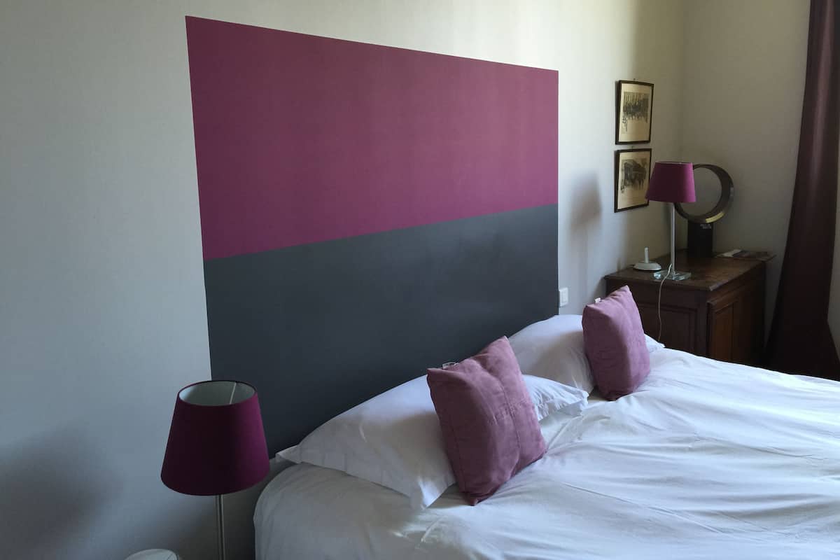 Premium bedding, minibar, in-room safe, blackout curtains