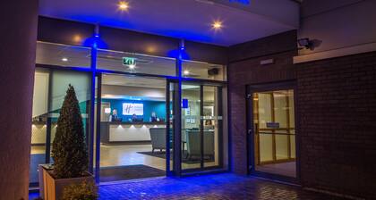 Holiday Inn Express Manchester Airport by IHG