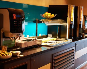 Free daily on-the-go breakfast 