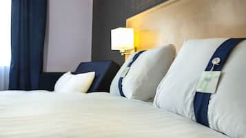 Standard Room, 1 Double Bed with Sofa bed | Desk, blackout curtains, iron/ironing board, free WiFi