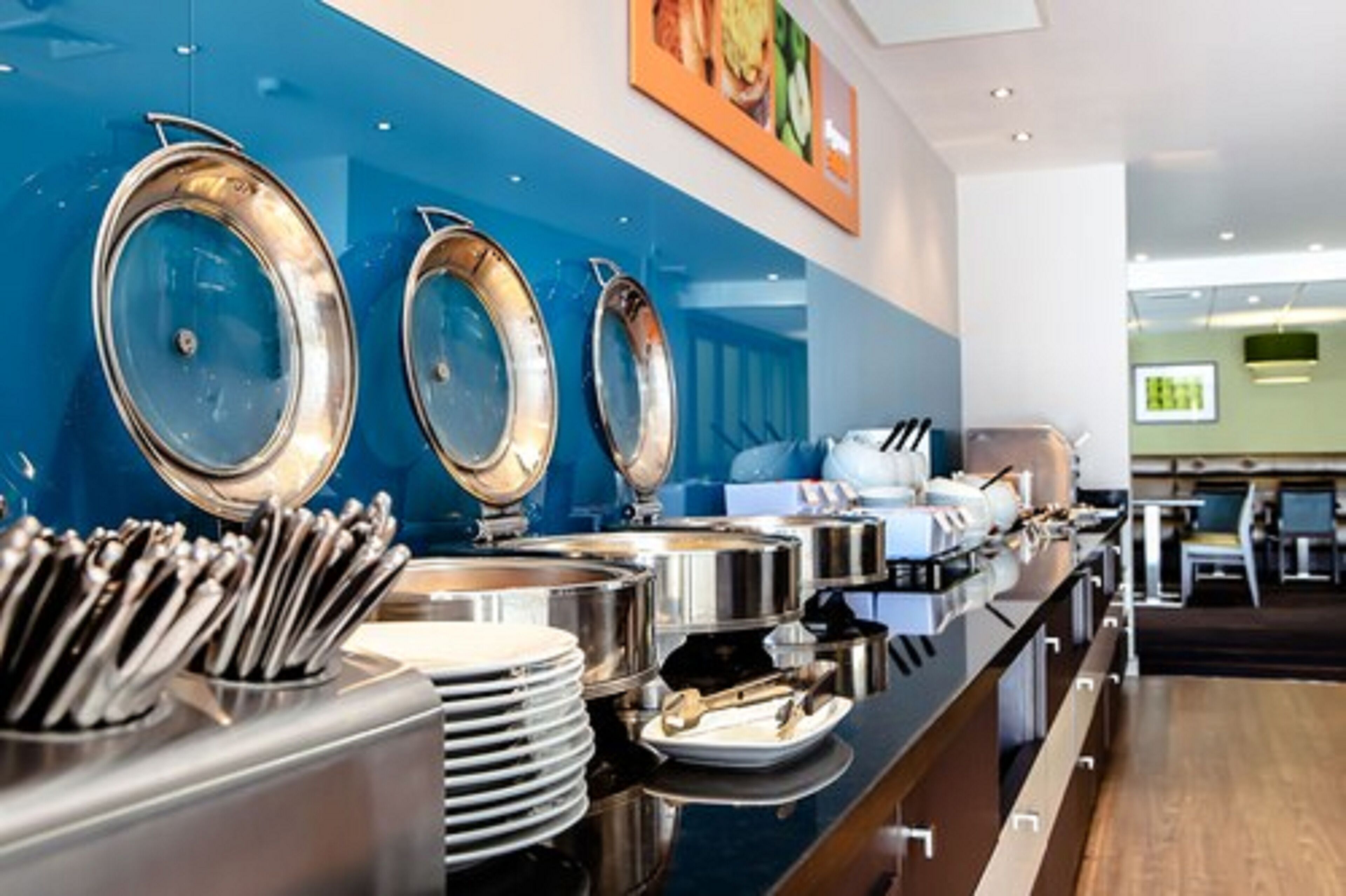 free daily on-the-go breakfast