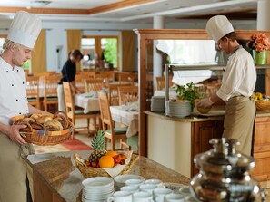 Free buffet breakfast