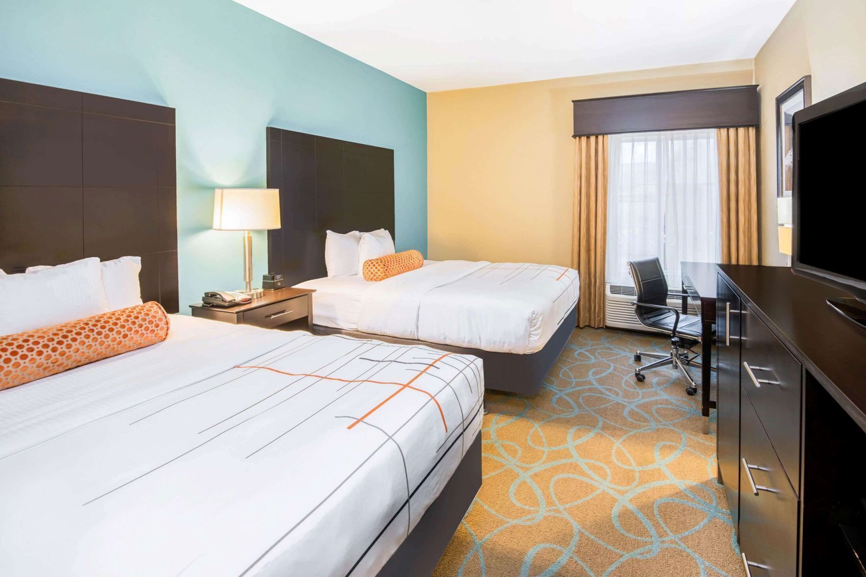 Literie de qualité supérieure, surmatelas, bureau