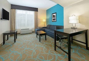 Deluxe Suite, 1 King Bed, Non Smoking