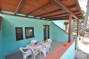 Outdoor dining - Villaggio Elisena (Vieste)