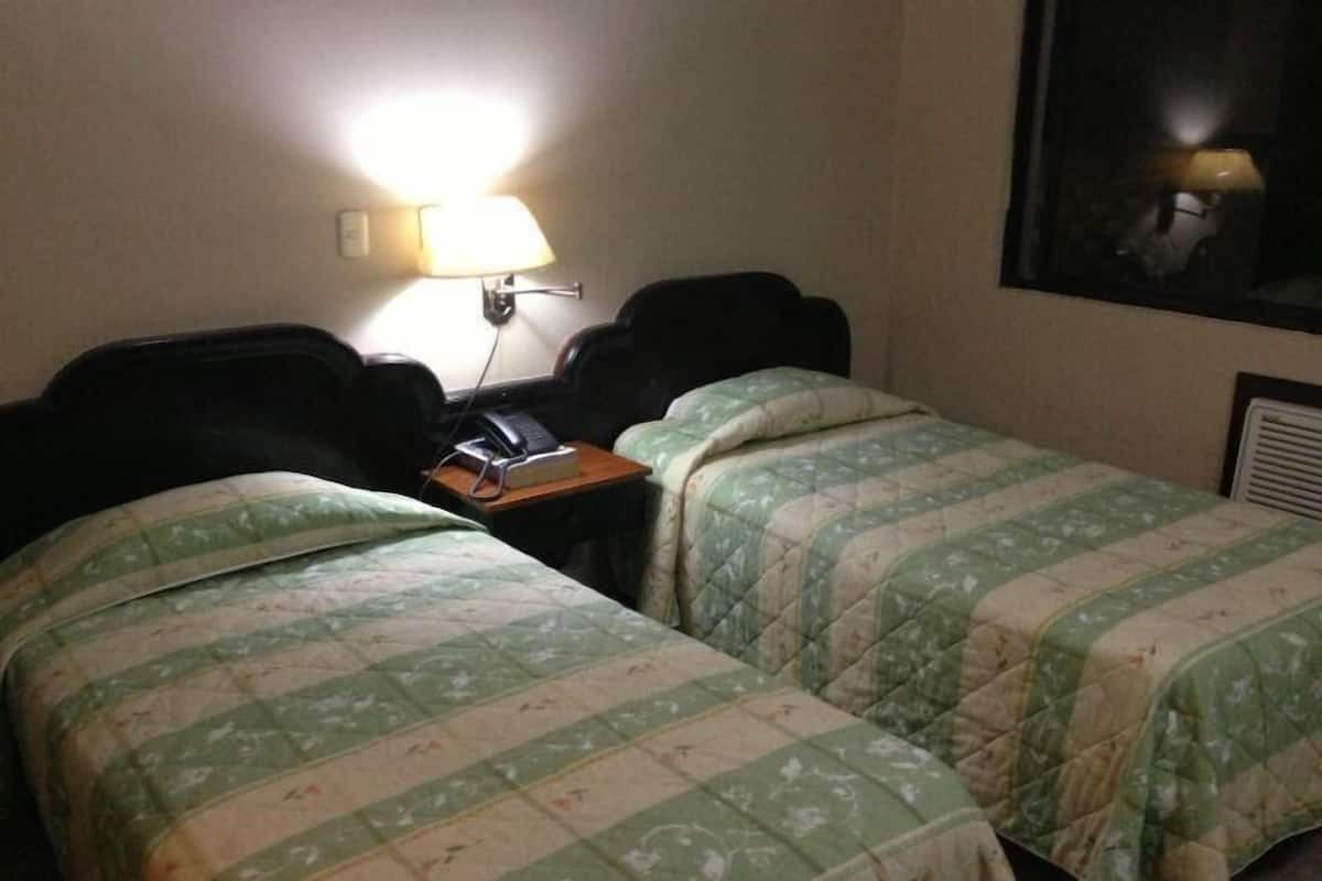 Down comforters, in-room safe, blackout drapes, free WiFi