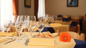 Unclassified image, 2 of 57, button - Hotel Bettina (Jesolo)