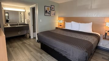 Desk, iron/ironing board, rollaway beds, free WiFi