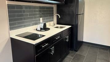 Kühlschrank, Mikrowelle