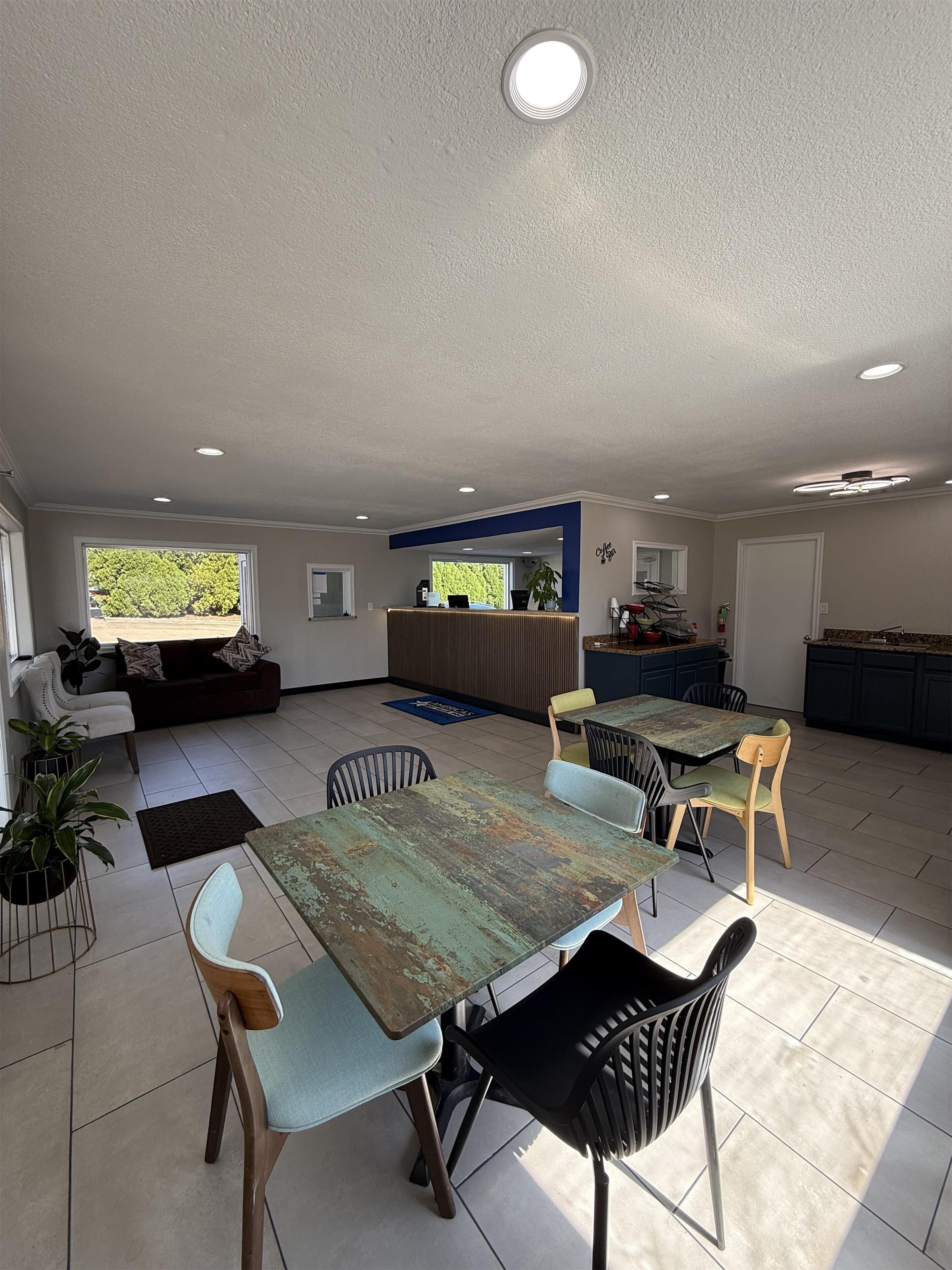 Bao gồm bữa sáng kiểu Âu hàng ngày 