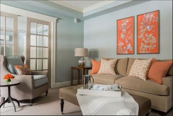 Suite, 1 King Bed with Sofa bed | Living room | 42-inch flat-screen TV with cable channels, TV, iPod dock at The Inn at Hastings Park, Relais & Chateaux - Boston