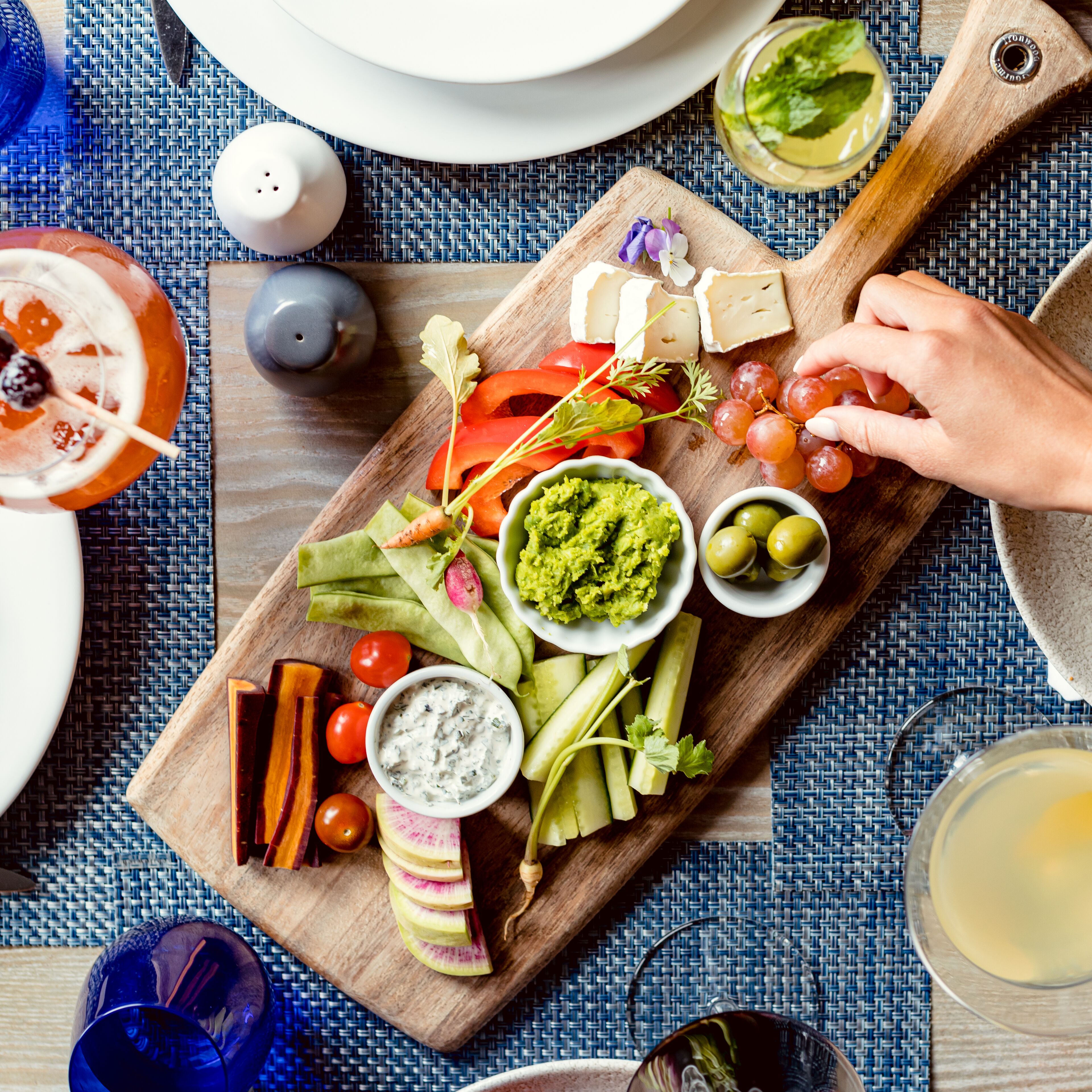 breakfast, lunch, dinner served; regional cuisine