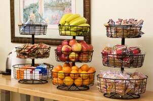 Free daily continental breakfast