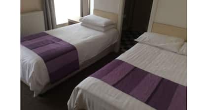 Clon Ross Guesthouse
