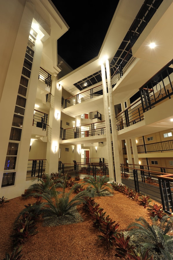 Terrace/patio - Lamana Hotel (Port Moresby)