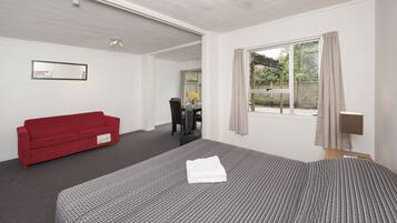 Cunas gratuitas, camas plegables/adicionales y wifi gratis