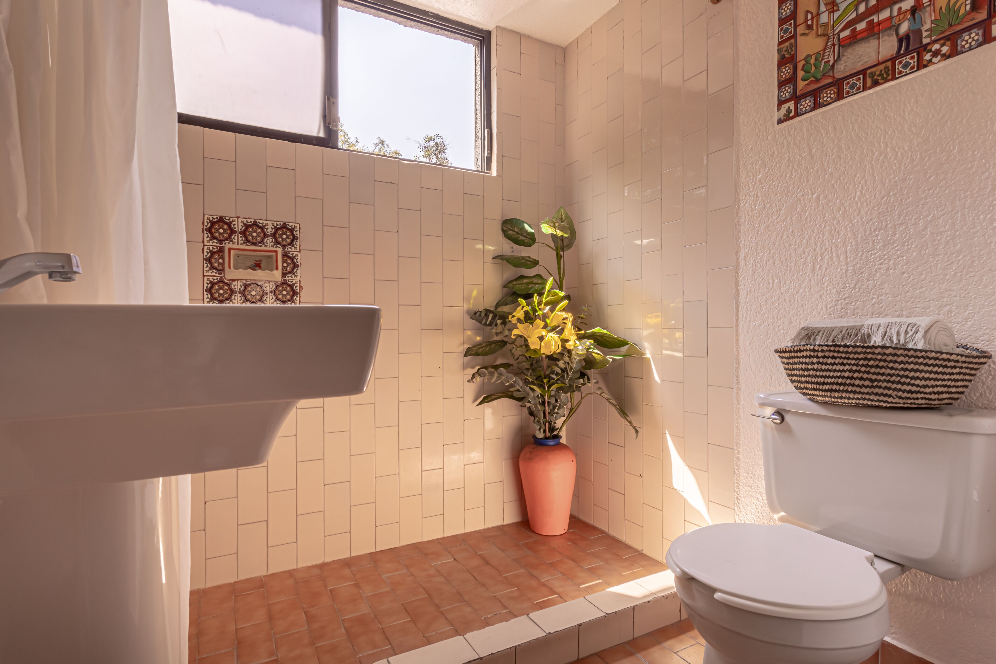 standard quadruple room | bathroom | shower, hair dryer, towels