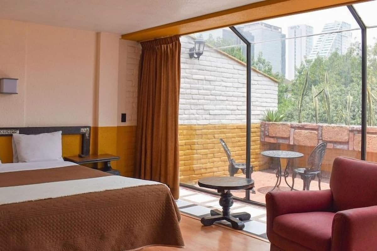 Desk, iron/ironing board (on request), WiFi (free), bed sheets