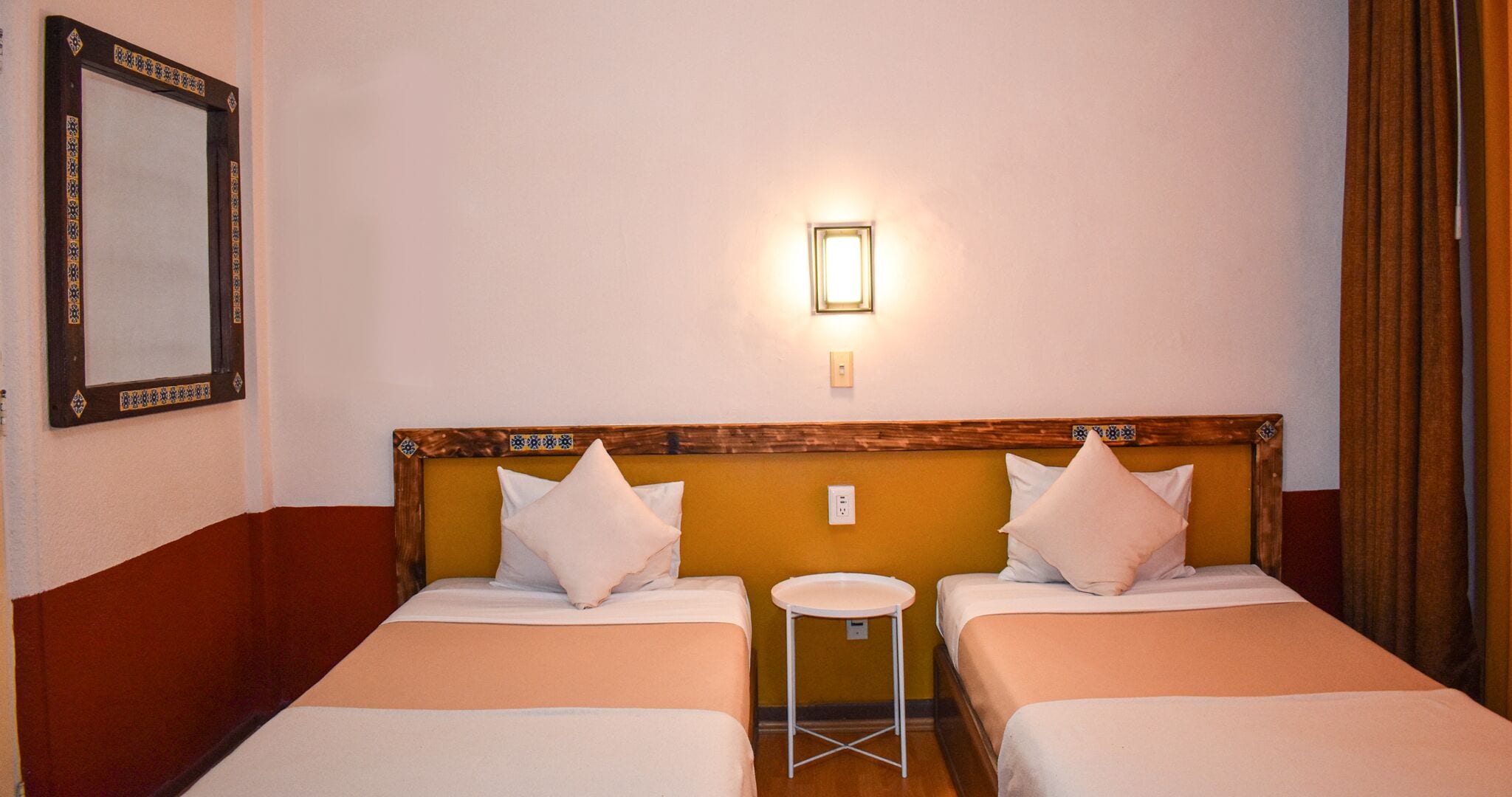 Standard Twin Room | Desk, iron/ironing board, free WiFi, bed sheets