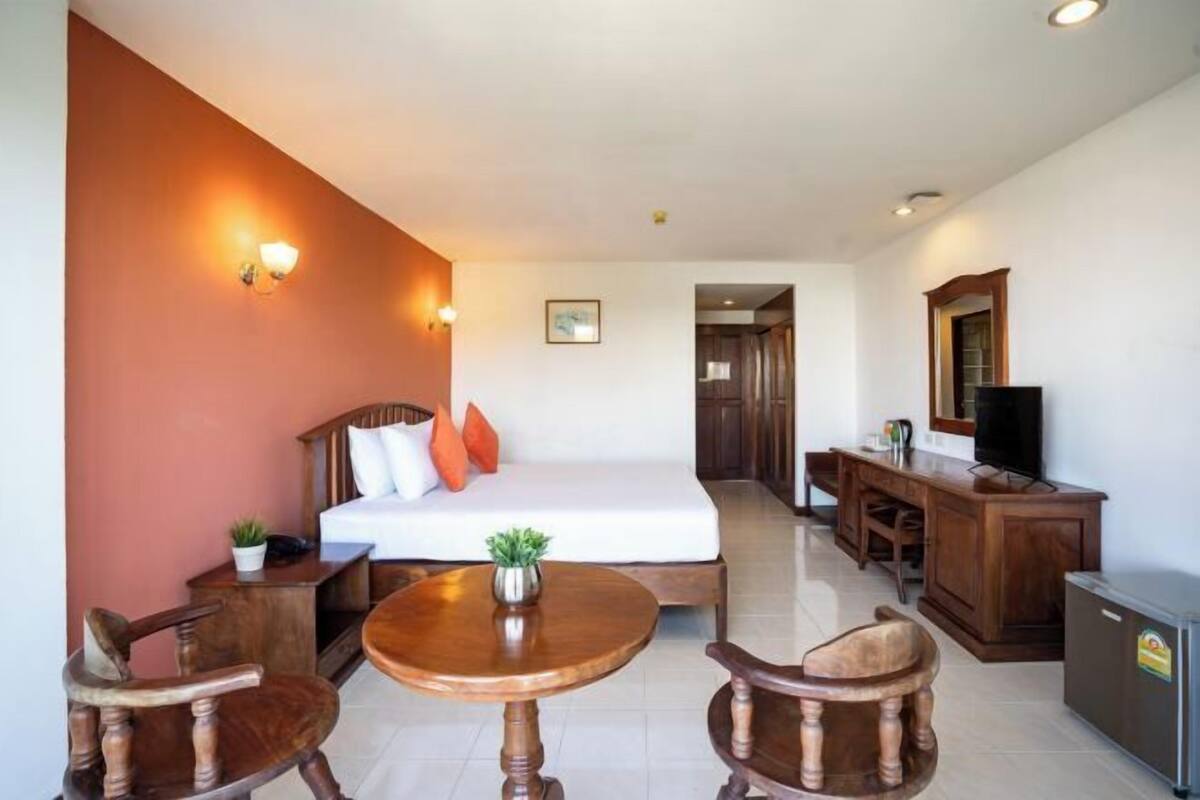 Roupas de cama antialérgicas, cofres nos quartos, Wi-Fi de cortesia