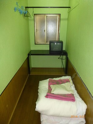 Bed sheets - Hotel Diamond (Osaka)