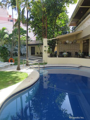 Outdoor pool - Vacation Hotel Cebu (Cebu City)
