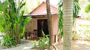 Superior Bungalow | Terrace/patio