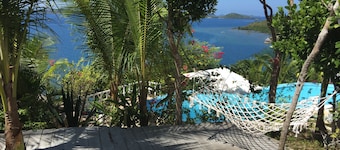 Al Faro Cosmio Hotel