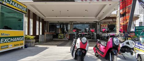 Konaklama yerinin ön cephesi