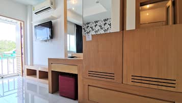 Minibar, caja de seguridad en la habitación y sistema de insonorización