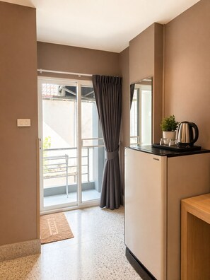 Superior Twin Room | Desk, free WiFi, bed sheets - The Fifth Residence Hotel (Bangkok)