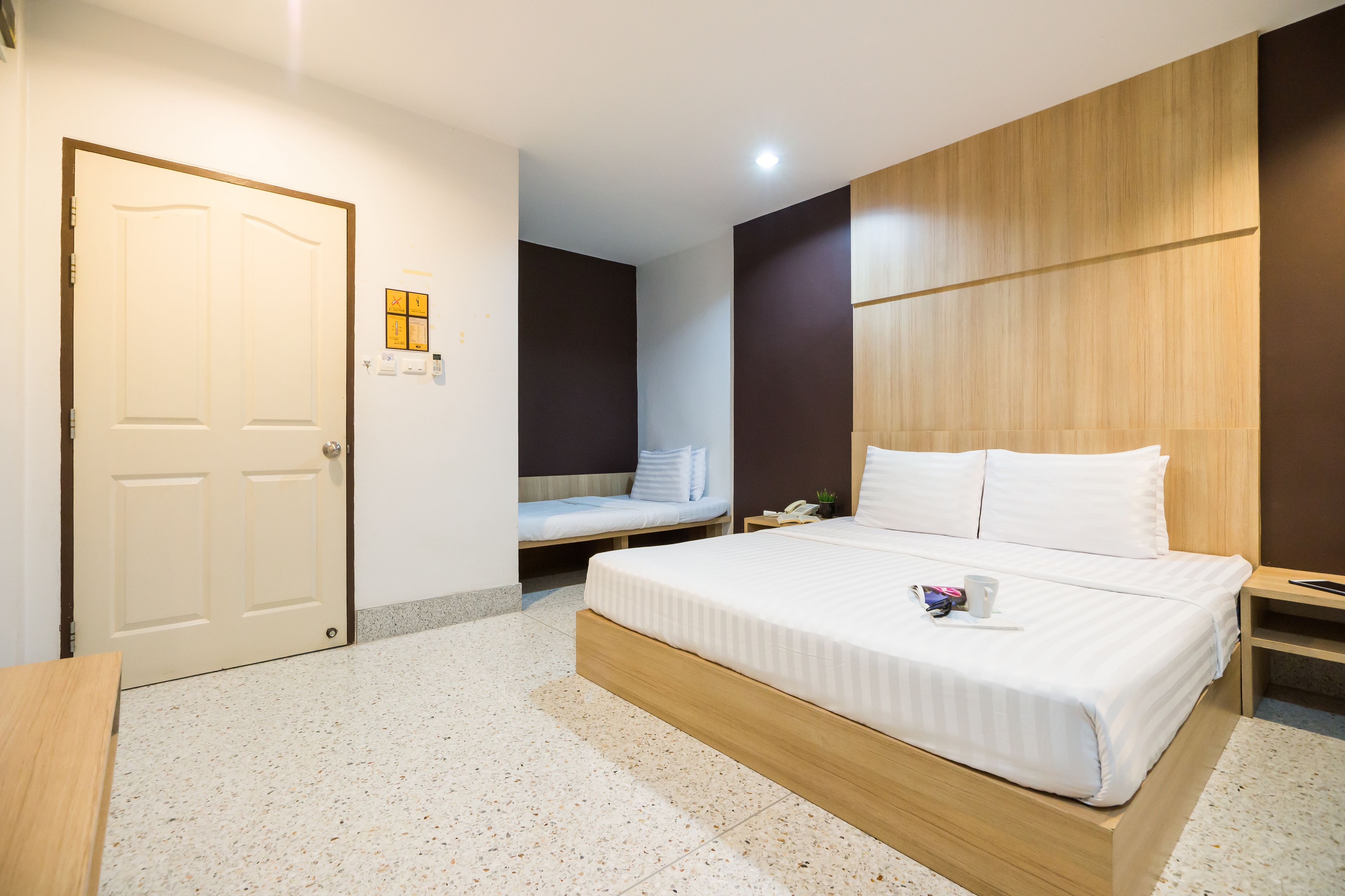 Photo - The Fifth Residence Hotel