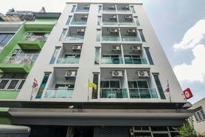 Exterior - The Fifth Residence Hotel (Bangkok)