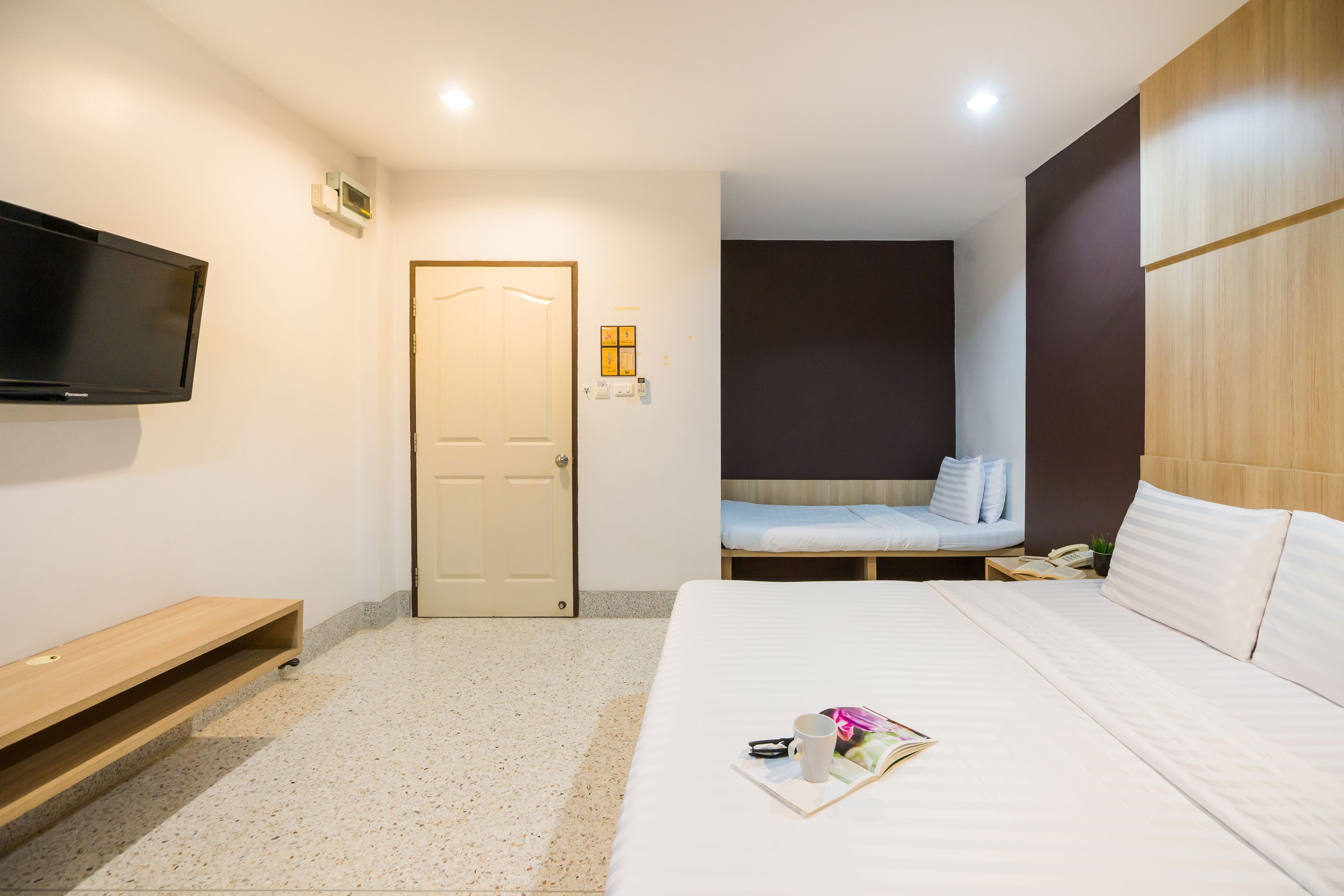Photo - The Fifth Residence Hotel