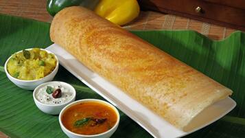 Free daily cooked-to-order breakfast