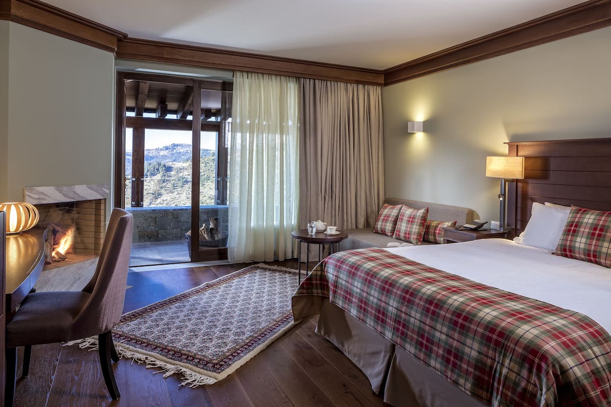 superior suite, mountain view | 1 bedroom, frette italian sheets, premium bedding, down duvets