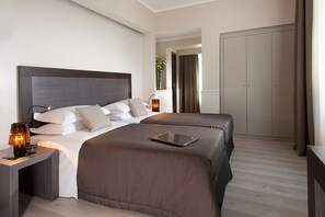 Minibar, in-room safe, desk, free WiFi - Nazionale 51 - Group (Rome)