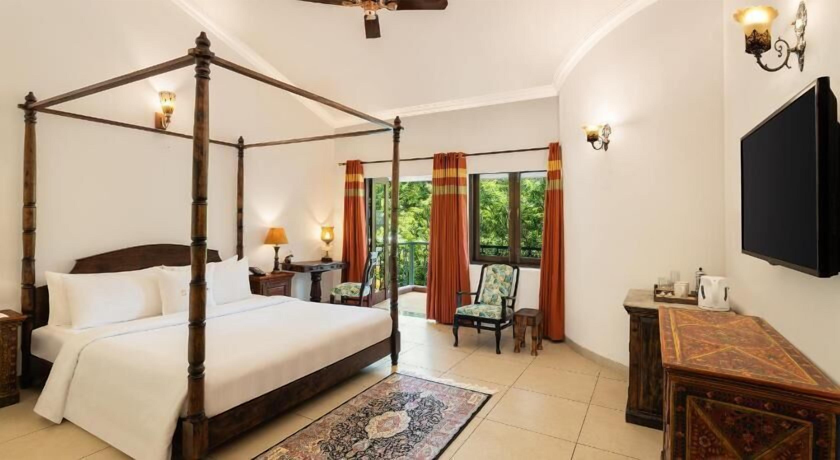 Egyptian cotton sheets, premium bedding, down duvets, pillow-top beds