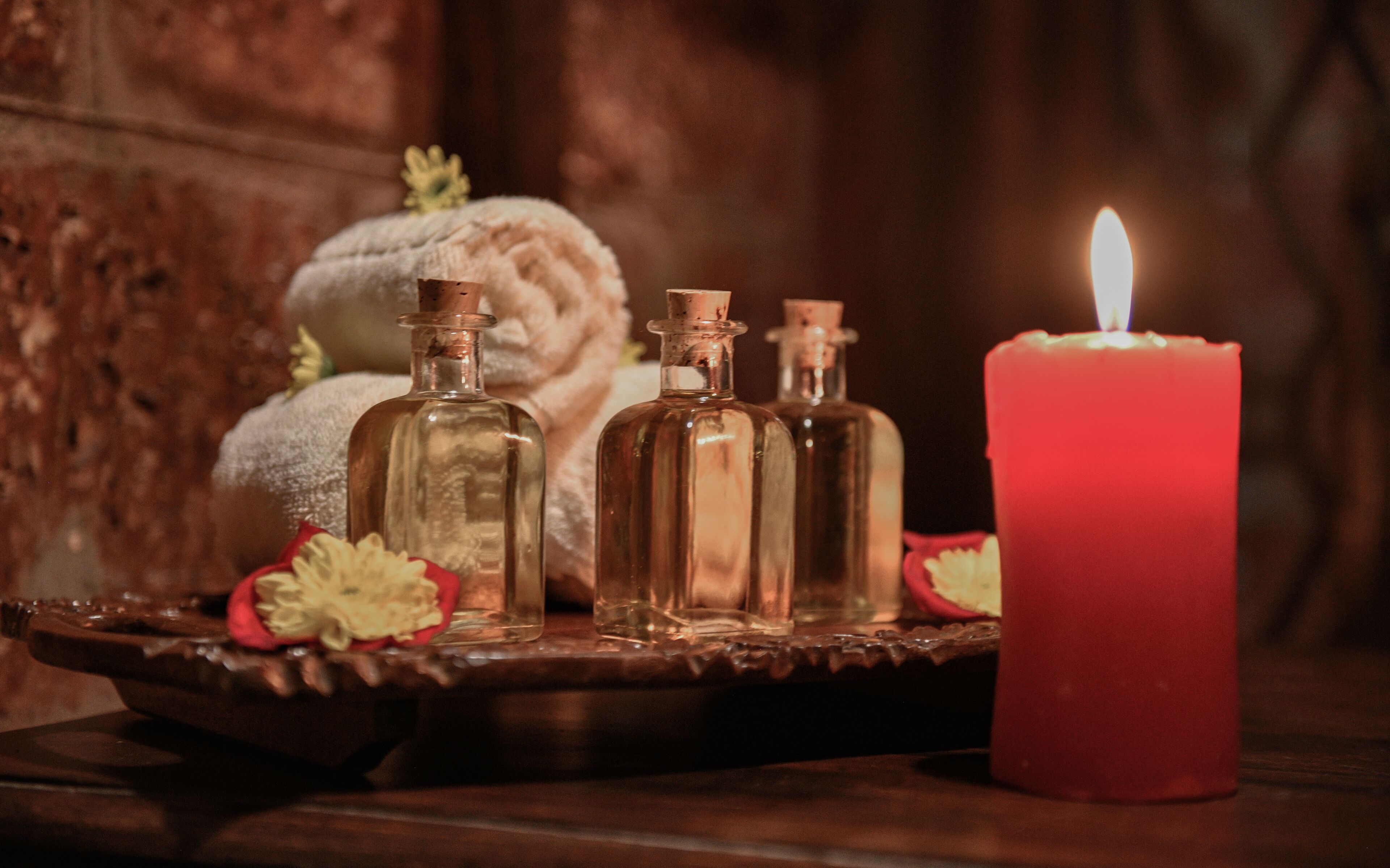 couples treatment room(s), body treatments, aromatherapy