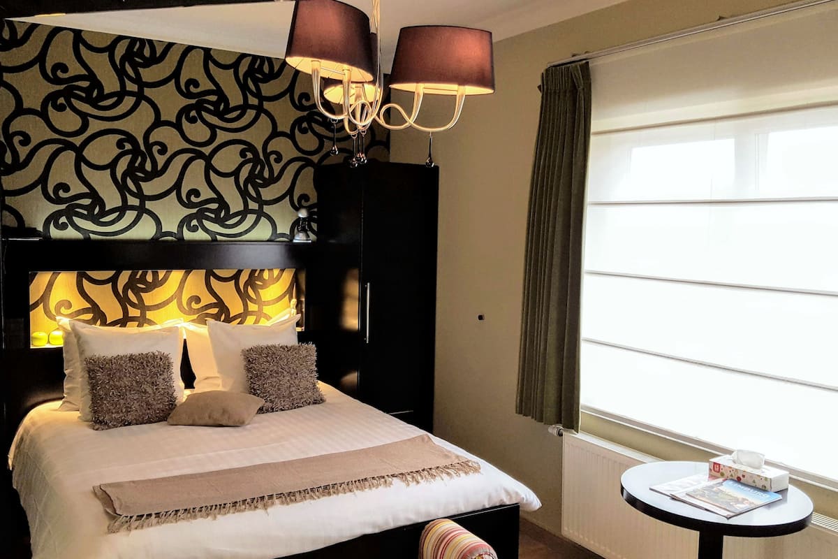 junior suite | pillow-top beds, in-room safe, blackout curtains, soundproofing