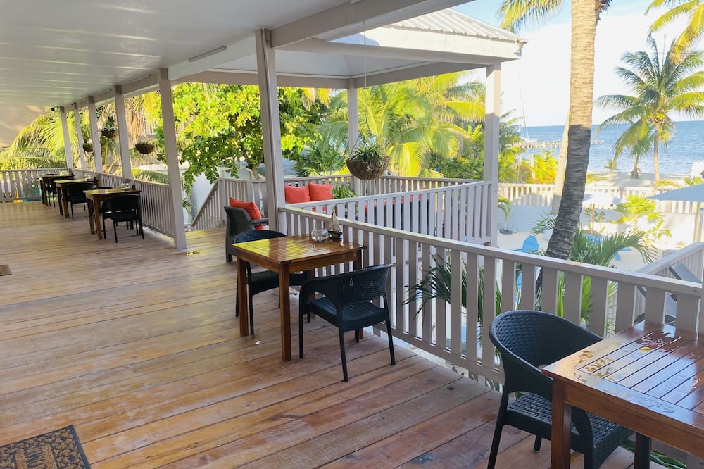 La Isla Resort
