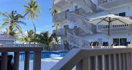 La Isla Resort