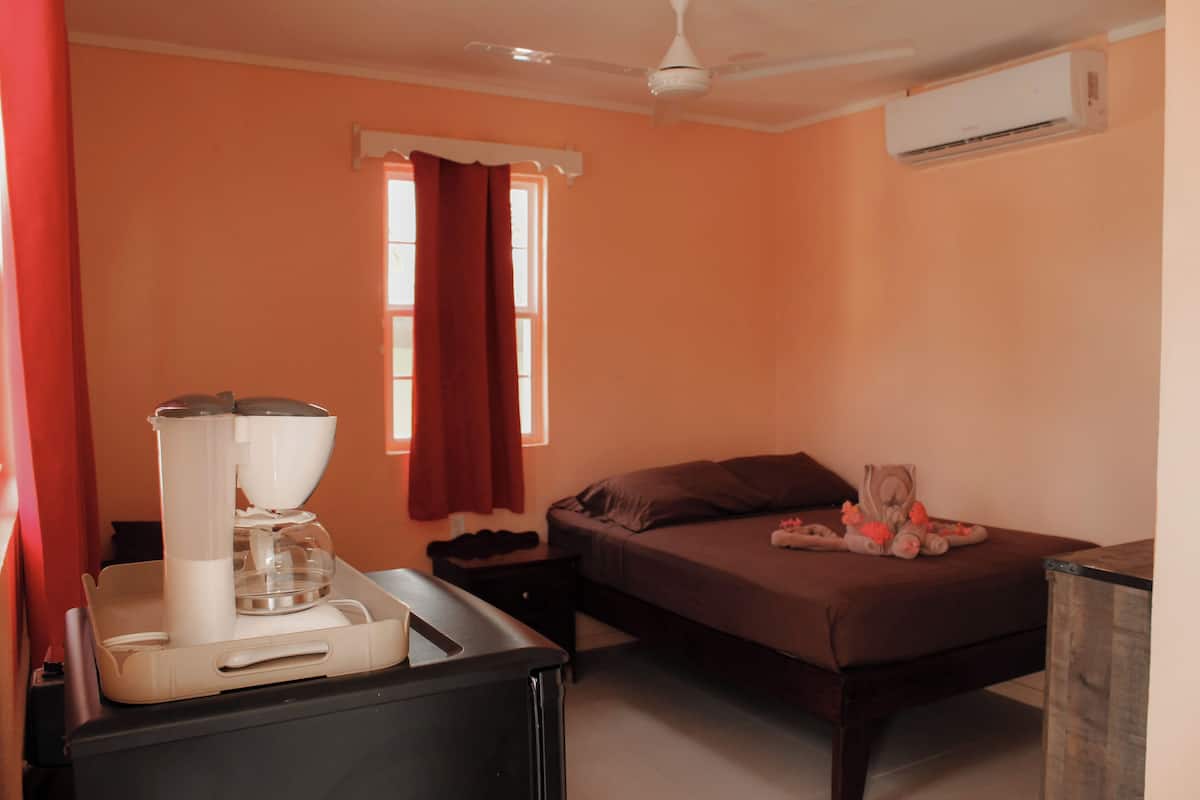 Exclusive Cabin | 1 bedroom, blackout drapes, iron/ironing board, free WiFi