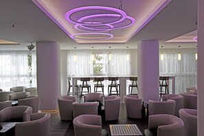 2 bars/lounges, cocktail bar - BG Hotel Pamplona (Palma de Mallorca)