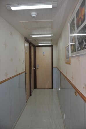Lobby - Dragon Hostel (Kowloon)