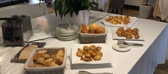 Au Comte De Mercy