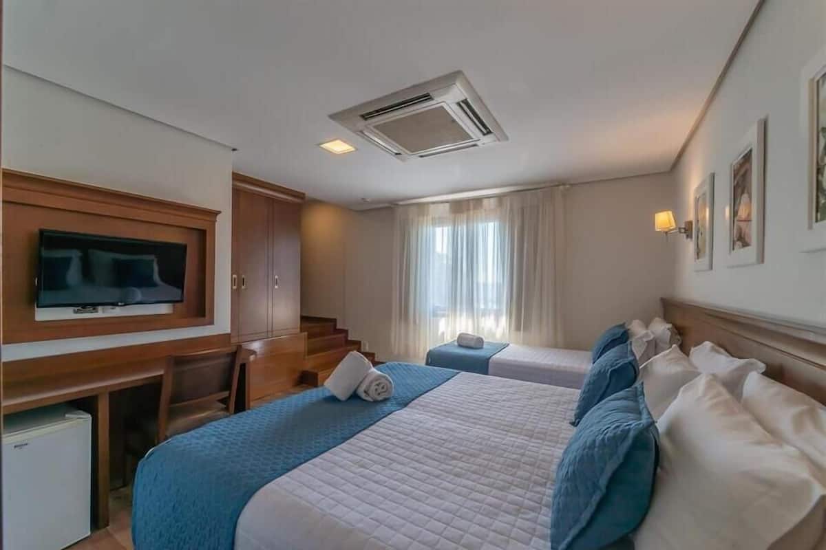 1 dormitorio, minibar, mobiliario individual