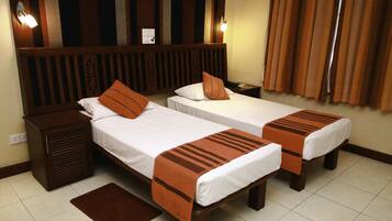 Standard Twin Room | Memory-foam beds, minibar, in-room safe, individually decorated