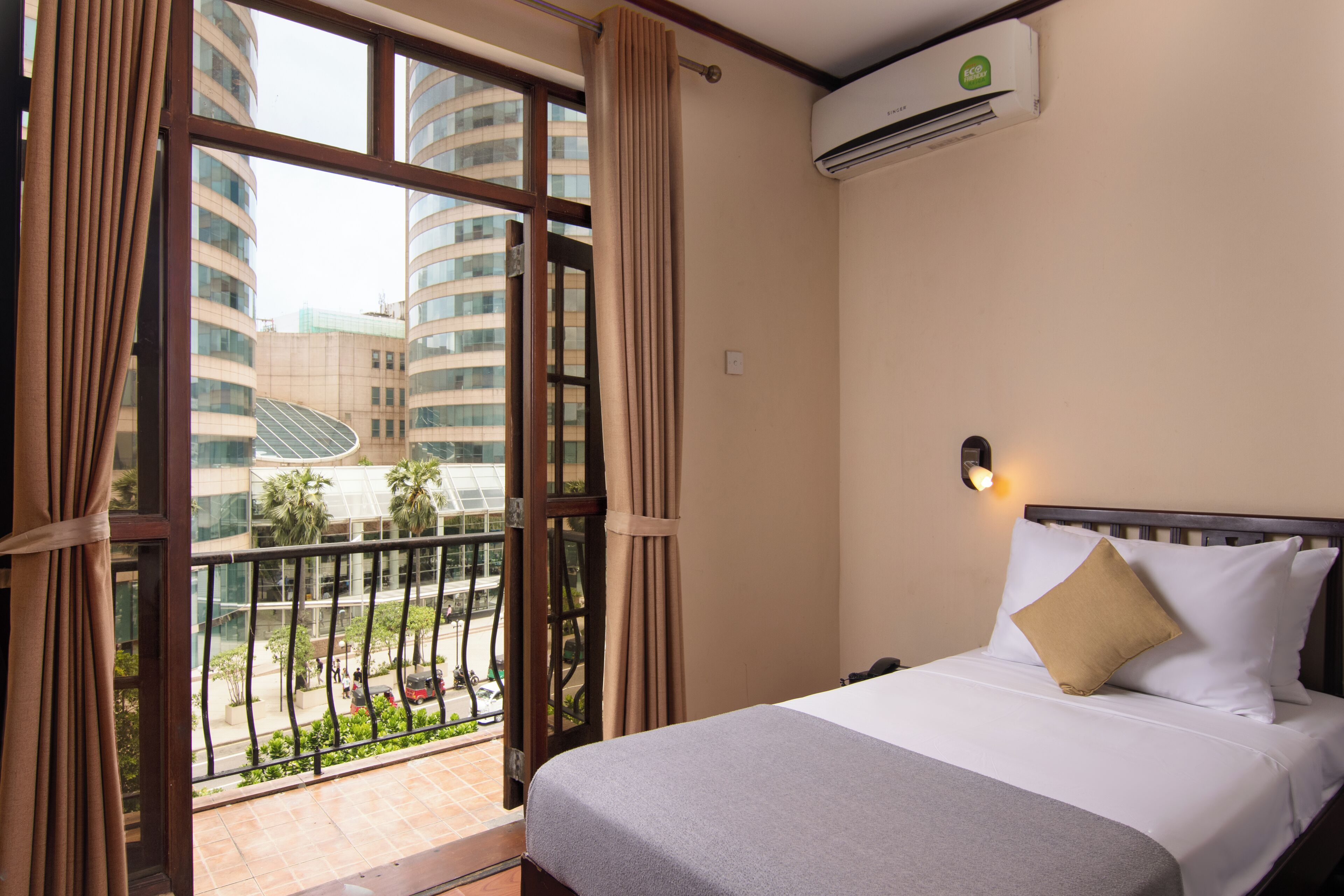 Standard Double Room | Memory-foam beds, minibar, in-room safe, individually decorated